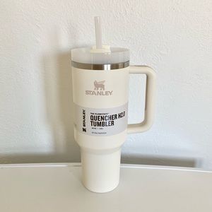 Stanley Quencher H2.0 Flowstate Tumbler in Cream, 40 oz.